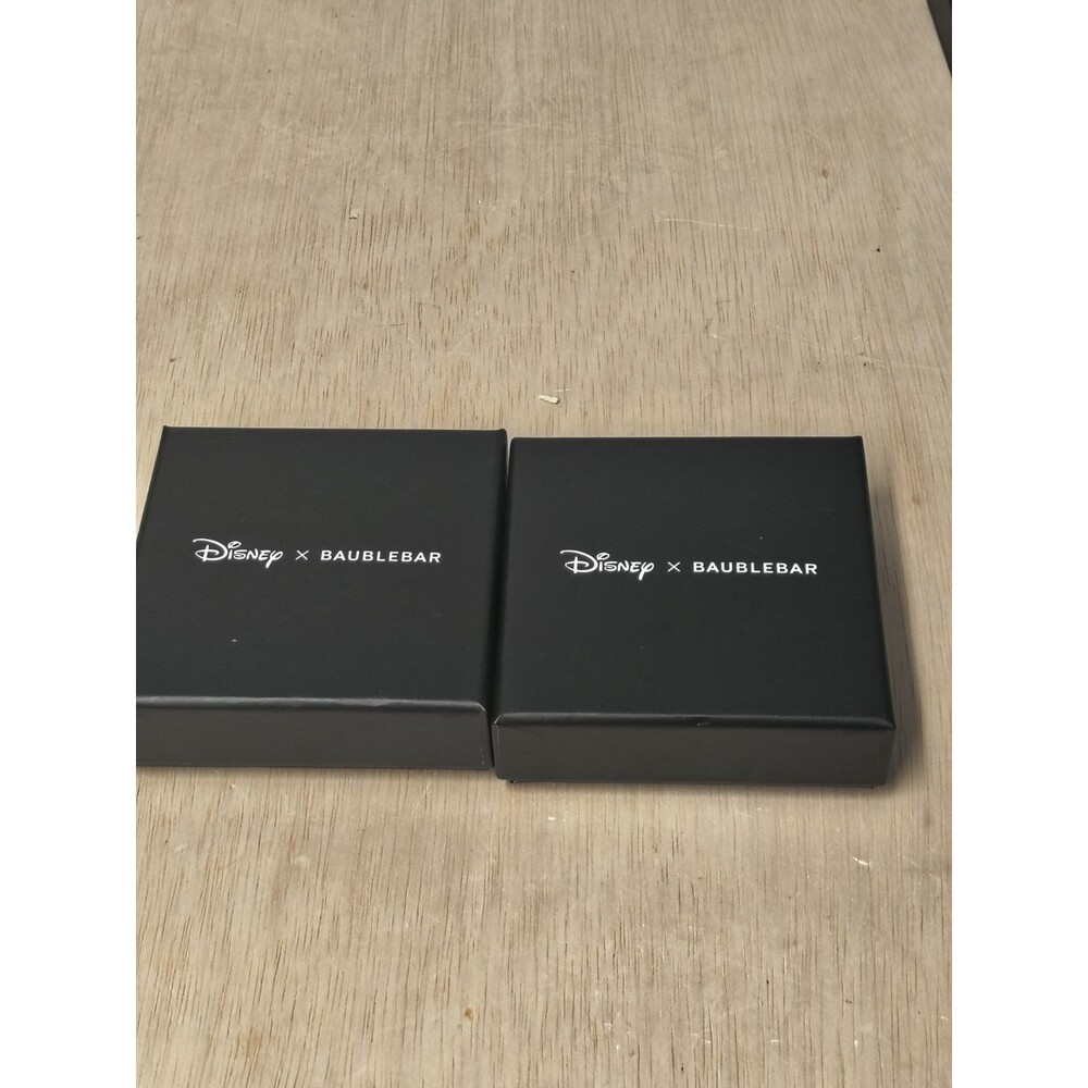 2 Disney X Baublebar Minnie Mouse Flower Bow & Pineapple Bow Stud Earrings - Picture 5 of 6
